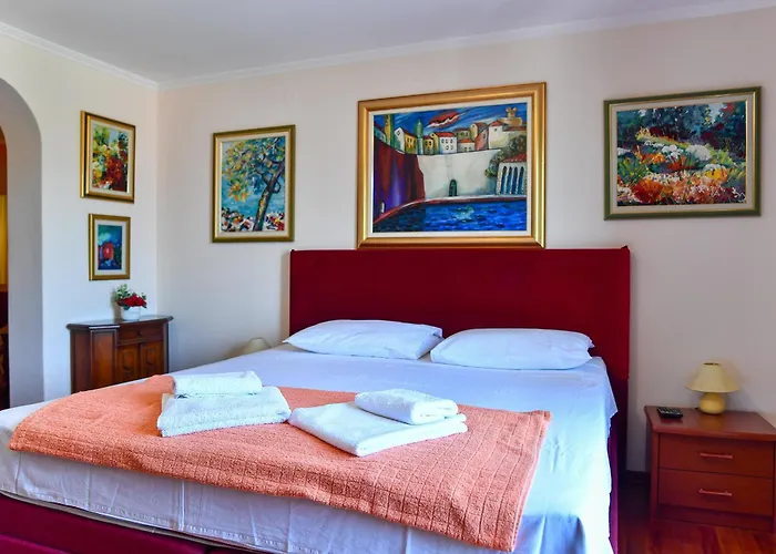 Feriehus Lapad Royal