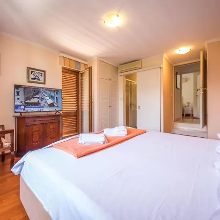 Lapad Royal * Dubrovnik