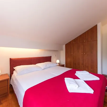 Lapad Royal Tatil Evi