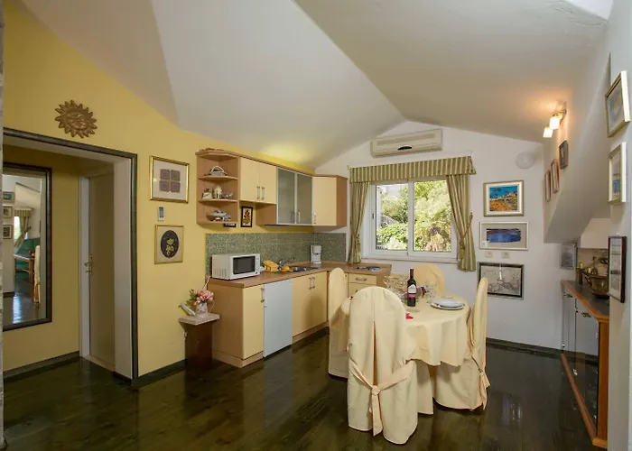 Lapad Royal Holiday home *