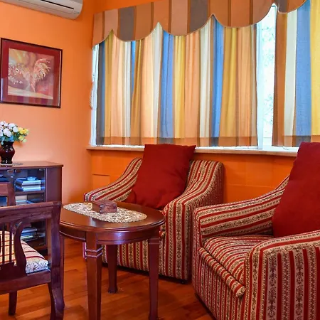 度假居 Lapad Royal *